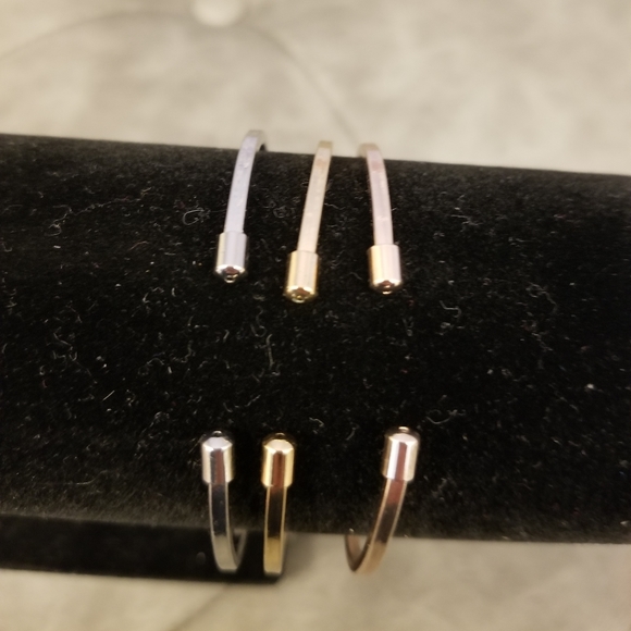 Cuff bracelet sets - Picture 2 of 3